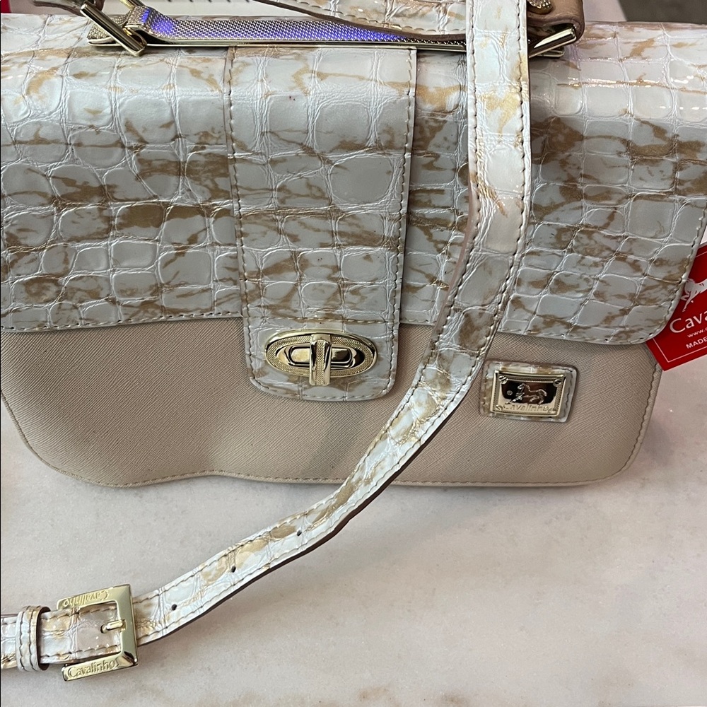 CAVALINHO BEIGE White and Gold Handbag/Crossbody BRAND NEW CERTIFICATE INCLUDED